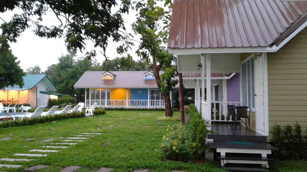 Bo Tree Cottage On The River Mukdahan Exterior photo