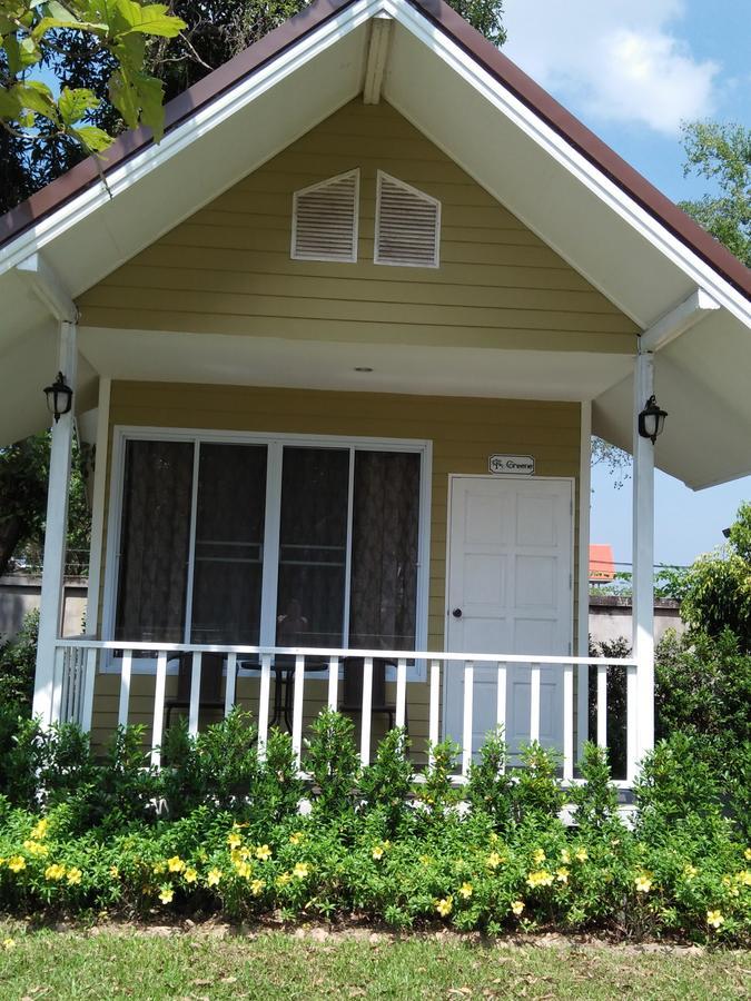Bo Tree Cottage On The River Mukdahan Exterior photo