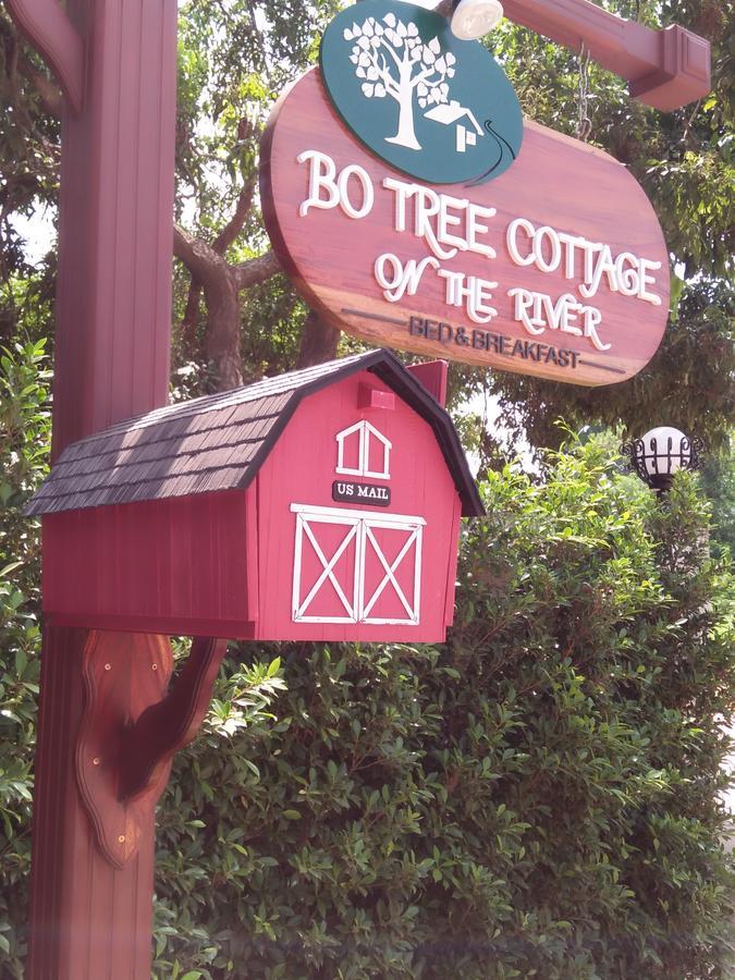 Bo Tree Cottage On The River Mukdahan Exterior photo